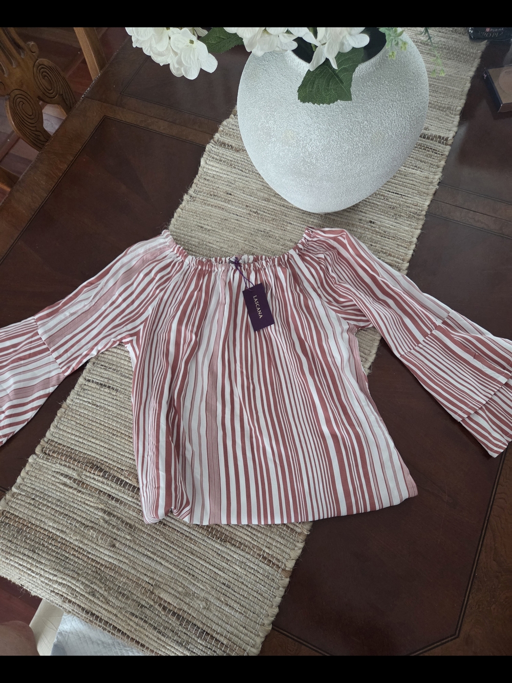 NWT LASCANA Off-the-Shoulder mauve And white Striped  Women's Top